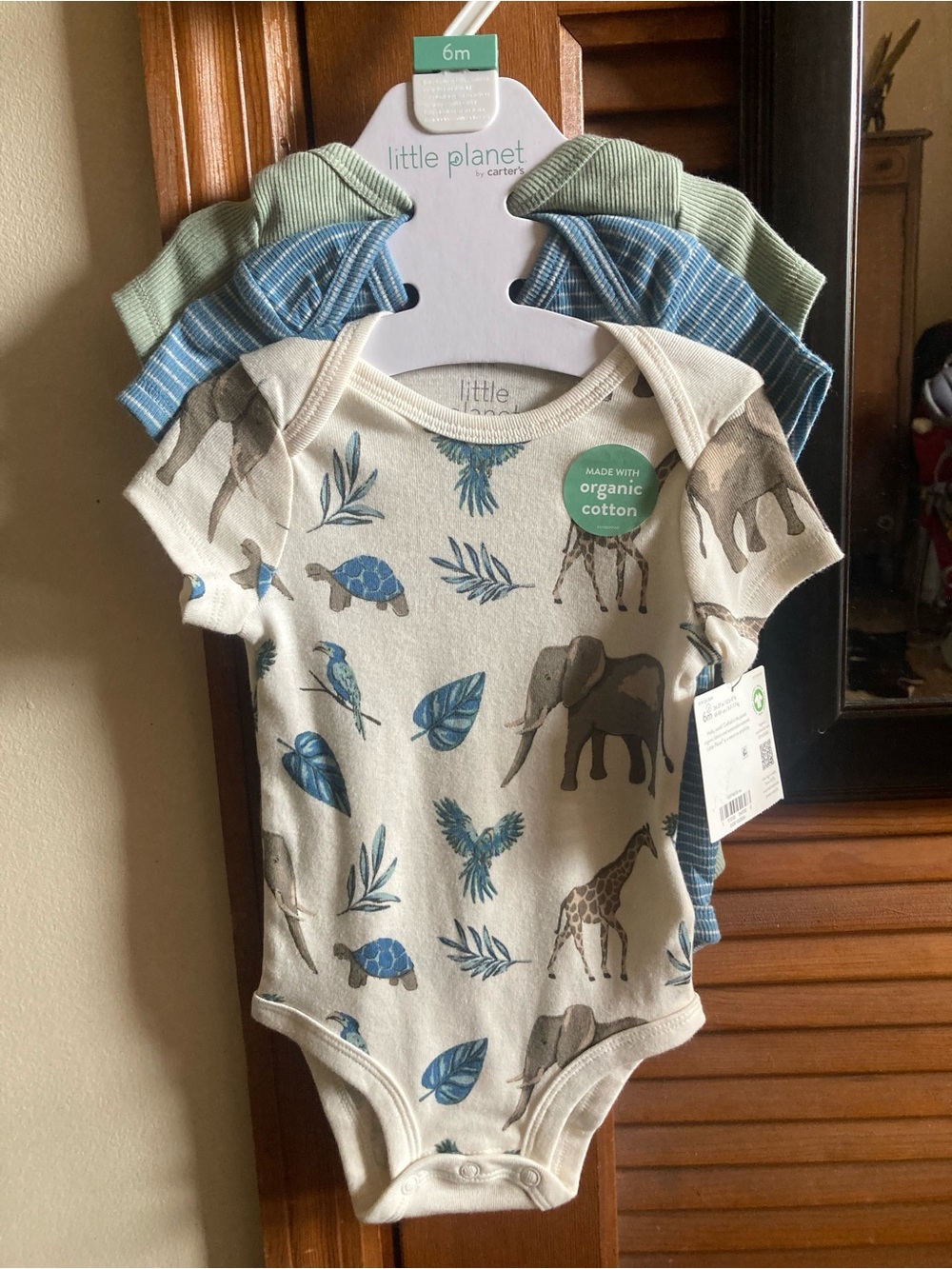 NWT! Carters 3pk 6 months onesies gender neutral jungle animals